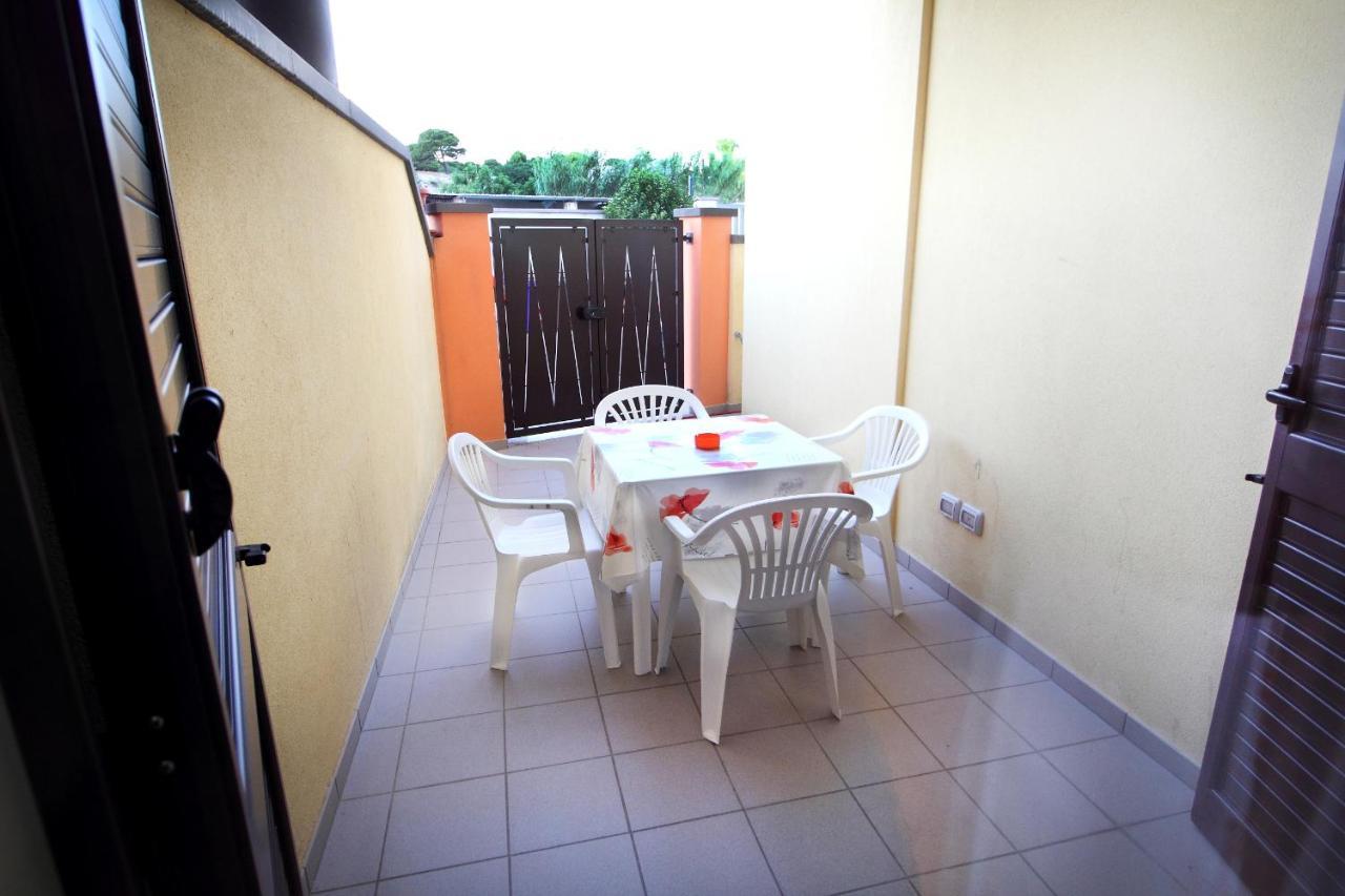 Bilocale Orange Apartment Gallipoli Exterior photo